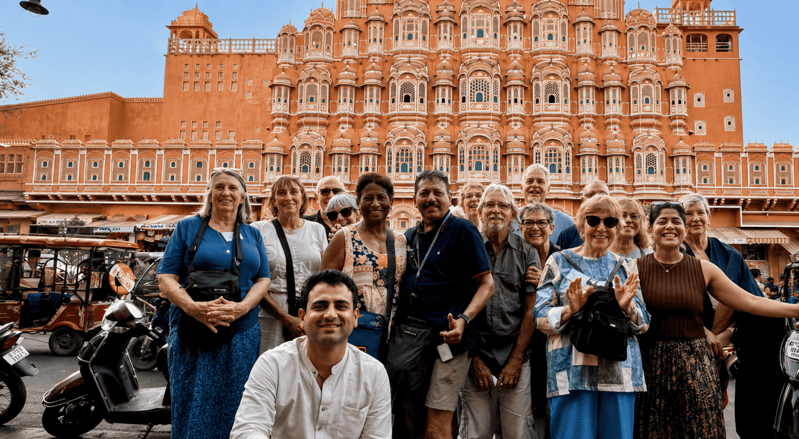 Happy Travelers Hawamahal - Jaipur